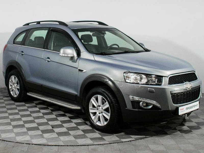 Chevrolet Captiva chất lượng cao 5