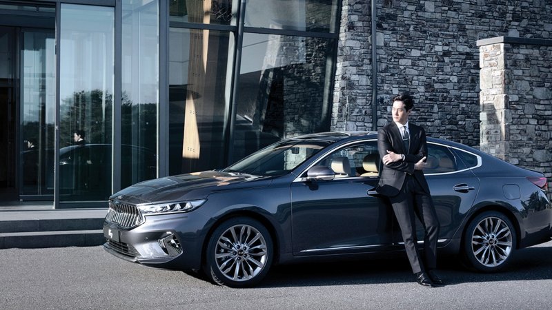 Chi tiết mọi góc cạnh của xe Kia Cadenza 14