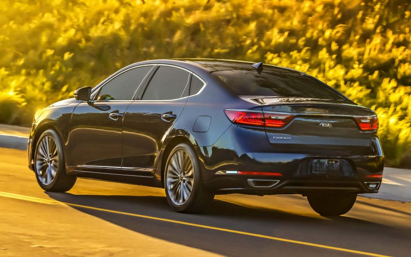 Chi tiết mọi góc cạnh của xe Kia Cadenza 21