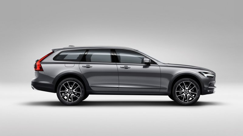 Chi tiết ngoại thất của xe Volvo V90 mới nhất 24