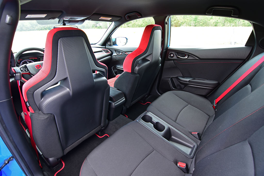 Chi tiết nội thất của dòng xe Honda Civic Type R 11