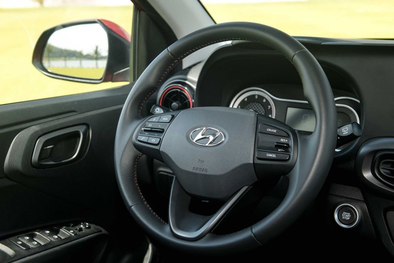 Chi tiết nội thất sang trọng của xe Hyundai i10 17