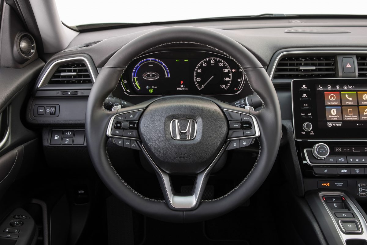 Chi tiết nội thất xe Honda Insight sang trọng 9