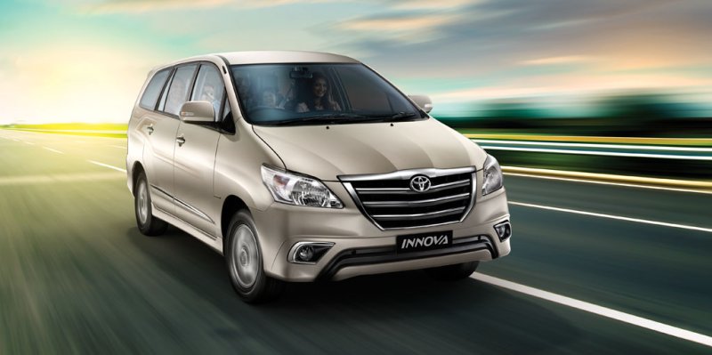 Chiêm ngưỡng Toyota Innova Cross với hình ảnh 360 độ 32