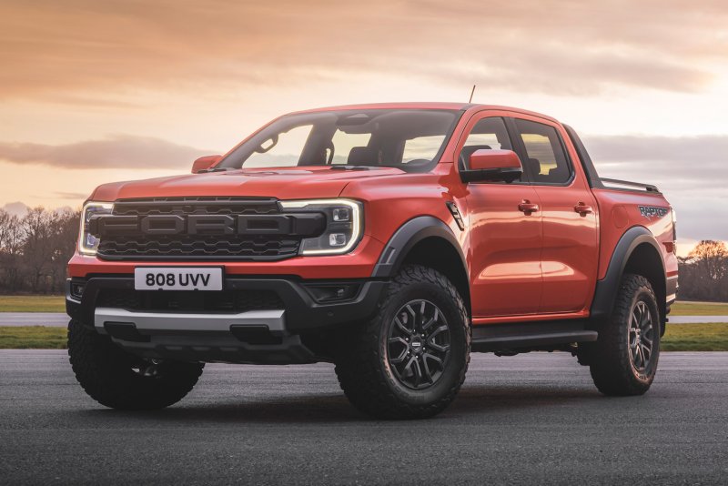 Dòng xe Ford Ranger Raptor 7