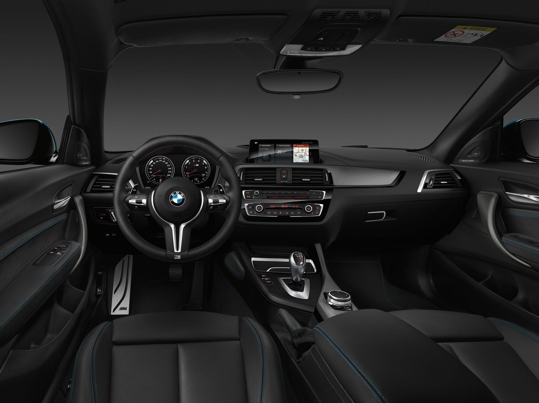 Download bộ ảnh BMW M2 chất lượng cao 16