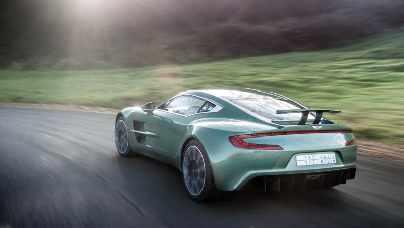 Hình ảnh Aston Martin One-77 từ nhiều góc độ 6