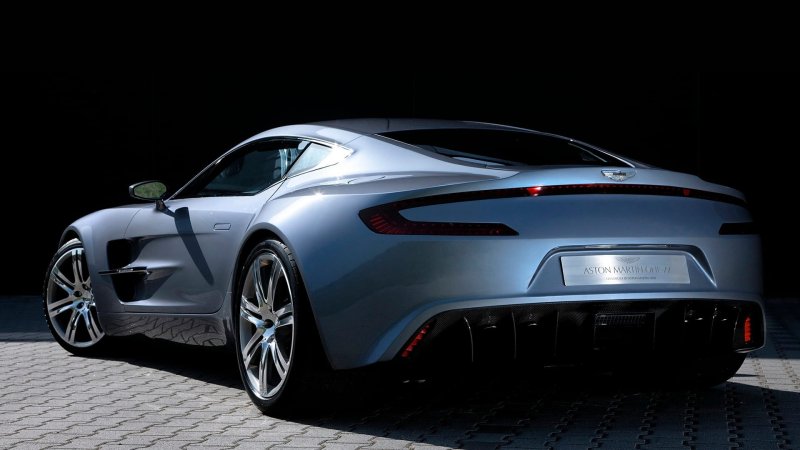 Hình ảnh Aston Martin One-77 từ nhiều góc độ 22