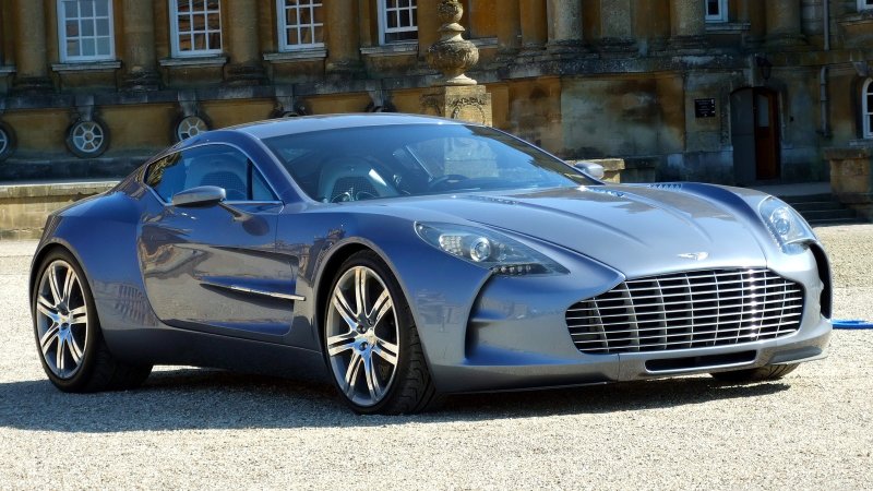 Hình ảnh Aston Martin One-77 từ nhiều góc độ 28