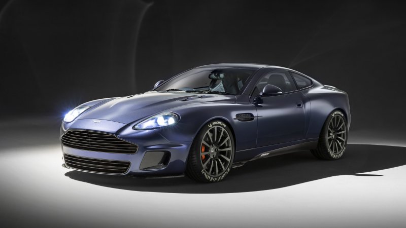 Hình ảnh Aston Martin Vanquish từ các góc khác nhau 15