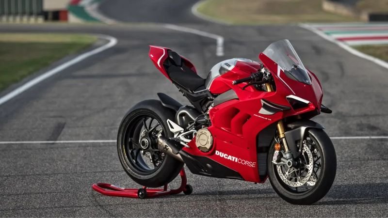 Hình ảnh các đời Ducati Panigale V4 8