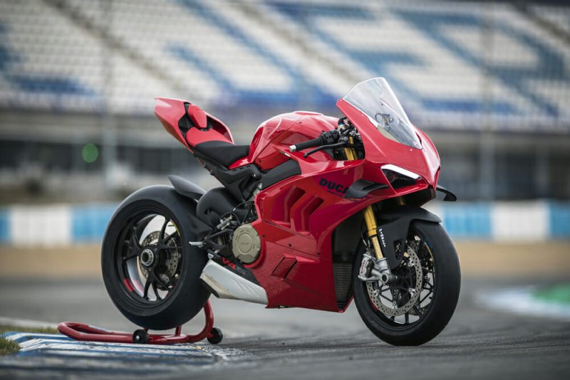 Hình ảnh các đời Ducati Panigale V4 11