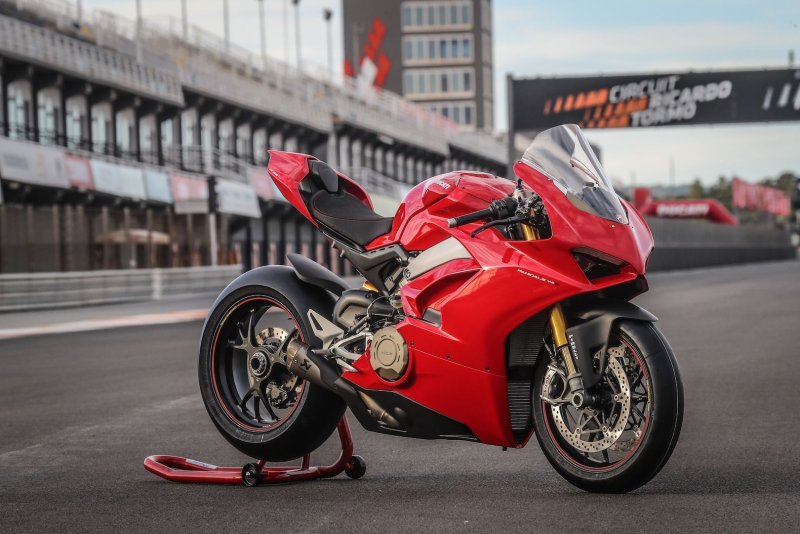 Hình ảnh các đời Ducati Panigale V4 25