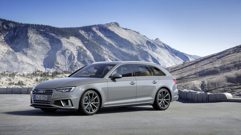 Hình ảnh chi tiết của xe Audi A4 18