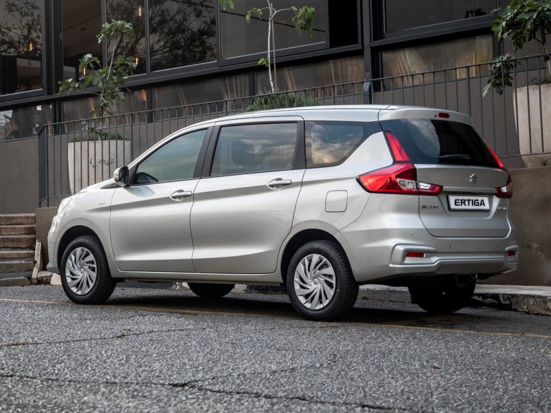 Hình ảnh chi tiết ngoại thất của xe Suzuki Ertiga 18