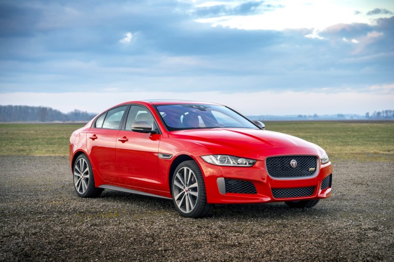 Hình ảnh của dòng xe Jaguar XE cao cấp và đa dạng 20