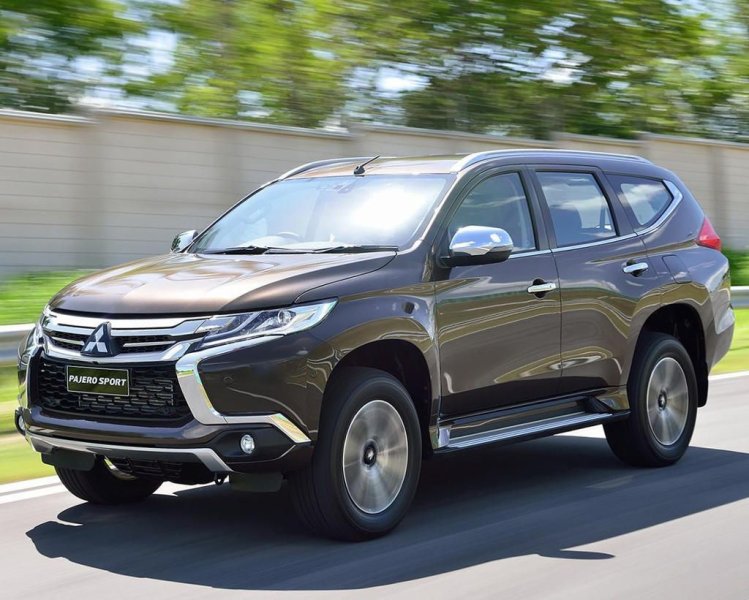 Hình ảnh đỉnh cao của xe Pajero Sport từ mọi góc nhìn 3