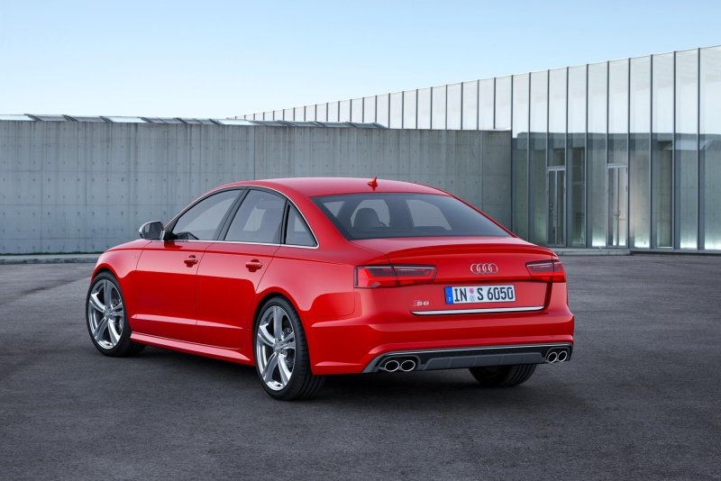 Hình ảnh độc quyền của dòng xe Audi S6 12