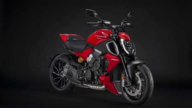 Hình ảnh Ducati Diavel cho giới trẻ 9