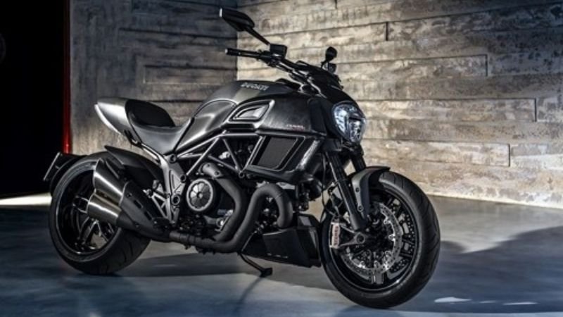 Hình ảnh Ducati Diavel cho giới trẻ 19