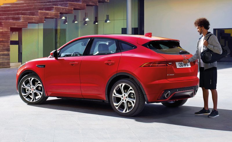 Hình ảnh Jaguar E–Pace từ nhiều góc độ 21