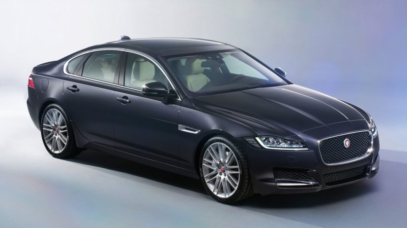 Hình ảnh Jaguar XF phong cách hiện đại 1