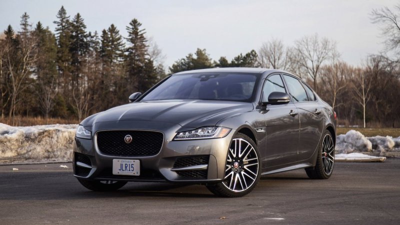 Hình ảnh Jaguar XF phong cách hiện đại 11