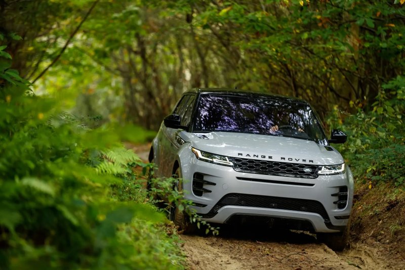 Hình ảnh Land Rover Discovery Sport đa dạng màu sắc 14