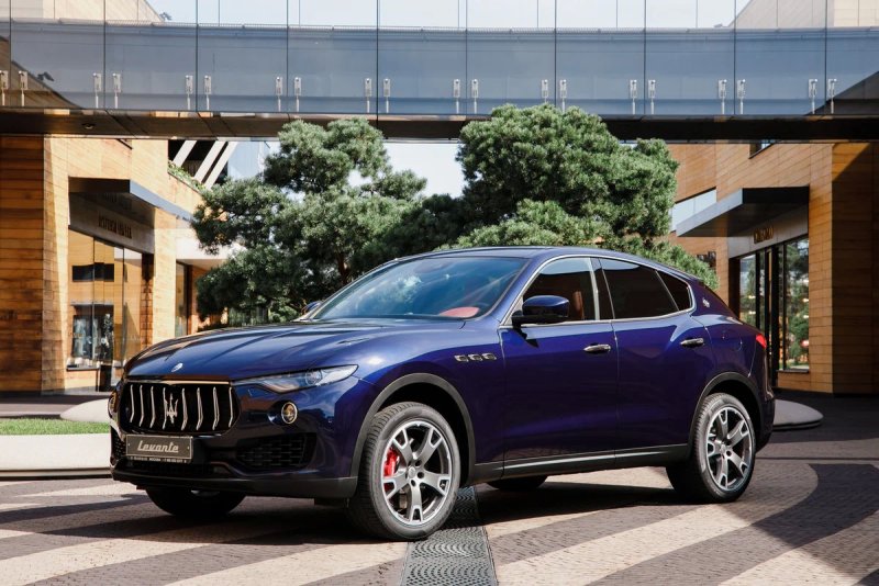 Hình ảnh Maserati Levante toàn cảnh 6