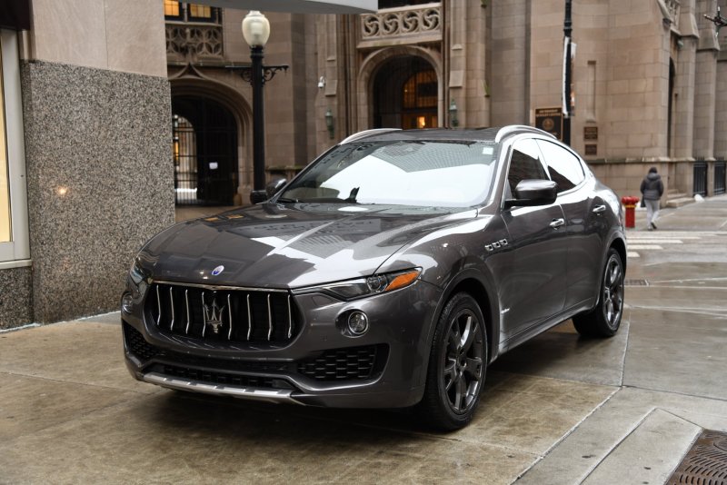 Hình ảnh Maserati Levante toàn cảnh 23