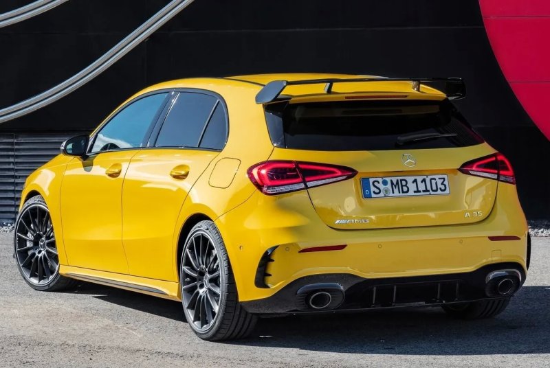 Hình ảnh Mercedes AMG A35 4Matic full HD 4