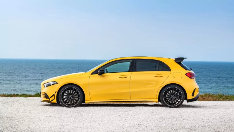 Hình ảnh Mercedes AMG A35 4Matic full HD 10