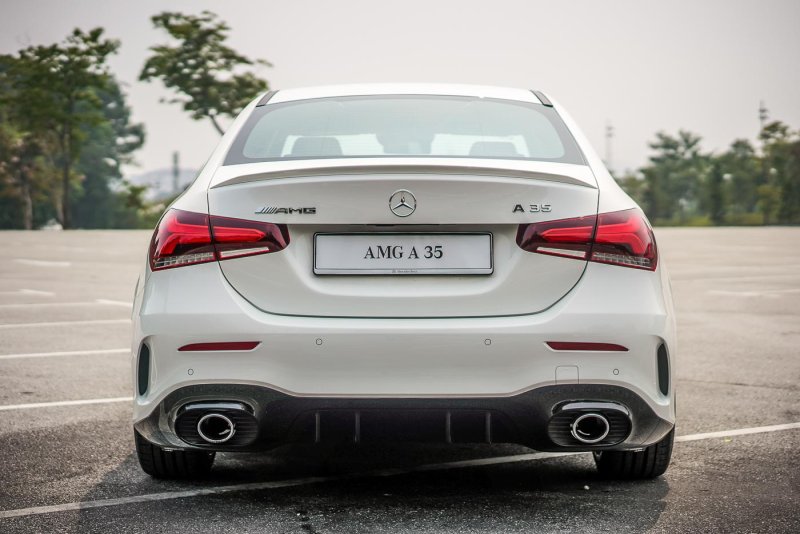 Hình ảnh Mercedes AMG A35 4Matic full HD 14