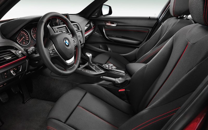 Hình ảnh nội thất sang trọng BMW 118i 15