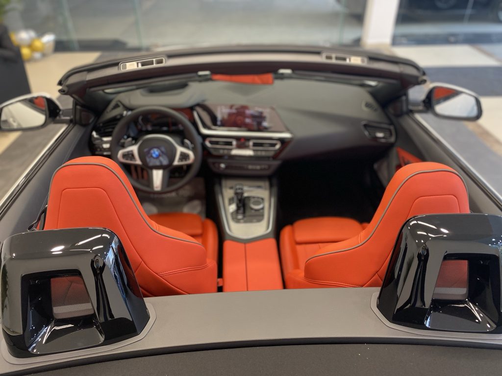 Hình ảnh nội thất xe BMW Z4 sang trọng 2