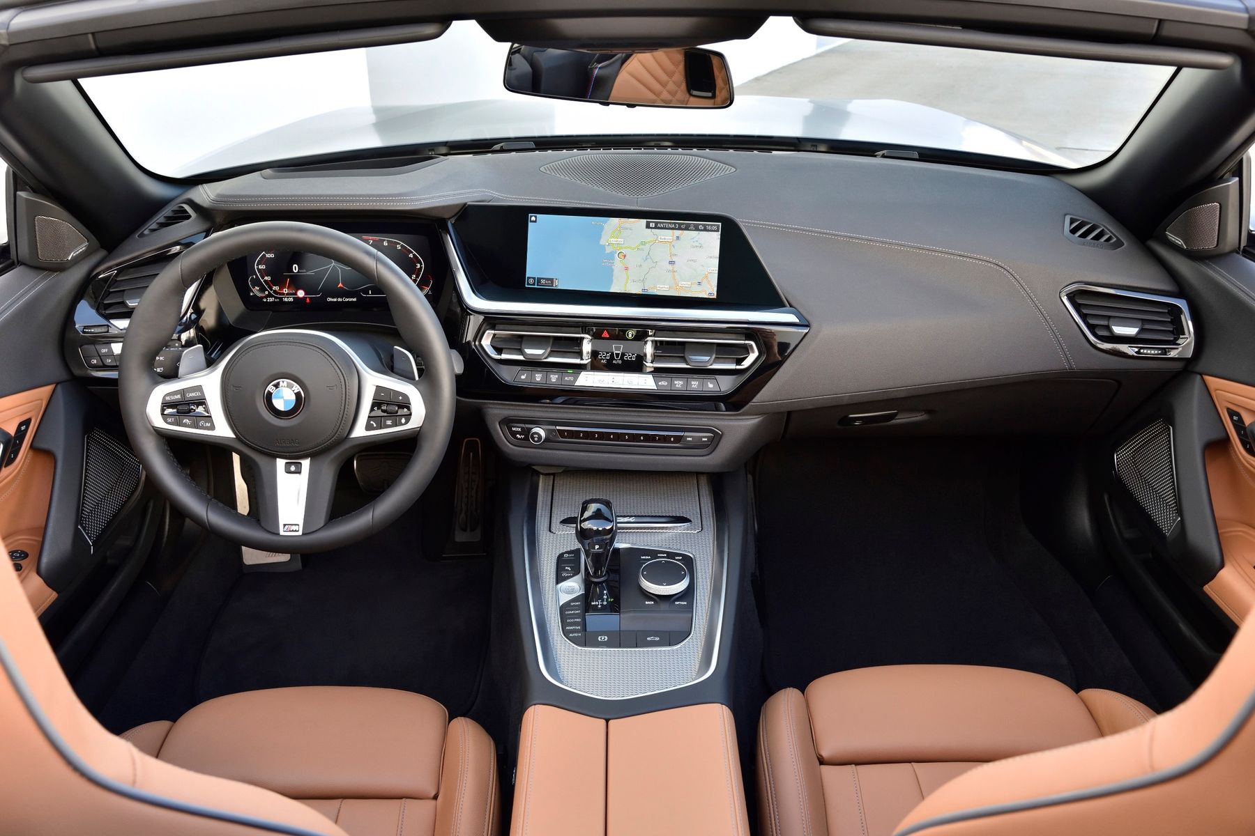 Hình ảnh nội thất xe BMW Z4 sang trọng 14