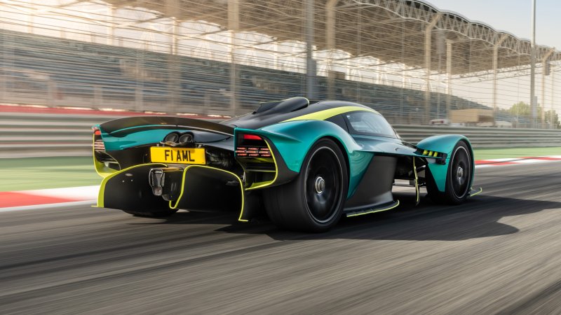 Hình ảnh siêu xe Aston Martin Valkyrie mới nhất 9