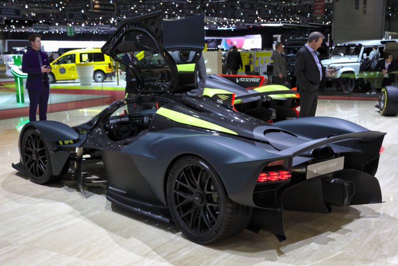 Hình ảnh siêu xe Aston Martin Valkyrie mới nhất 17