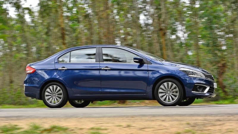 Hình ảnh Suzuki Ciaz đẹp và sắc nét 9