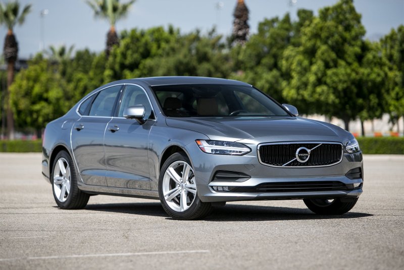 Hình ảnh Volvo S90 cao cấp 2