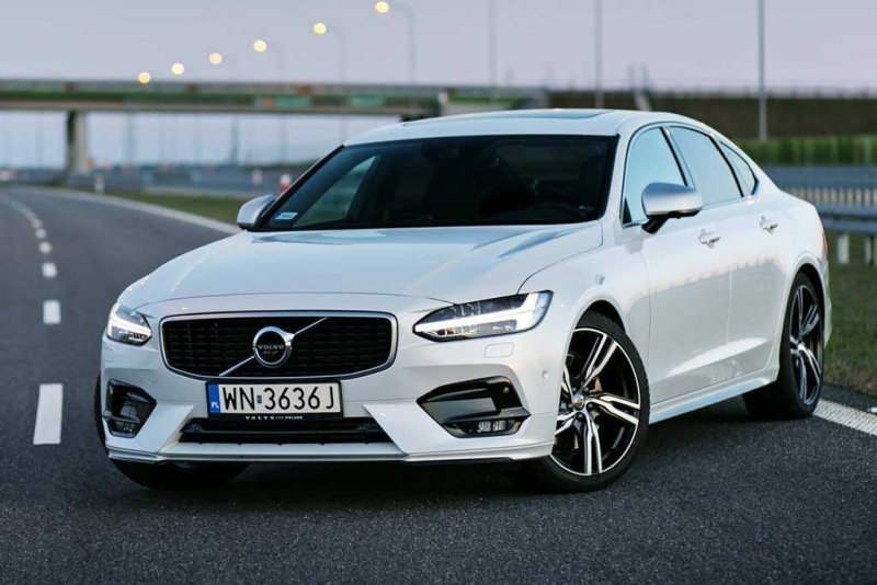 Hình ảnh Volvo S90 cao cấp 4