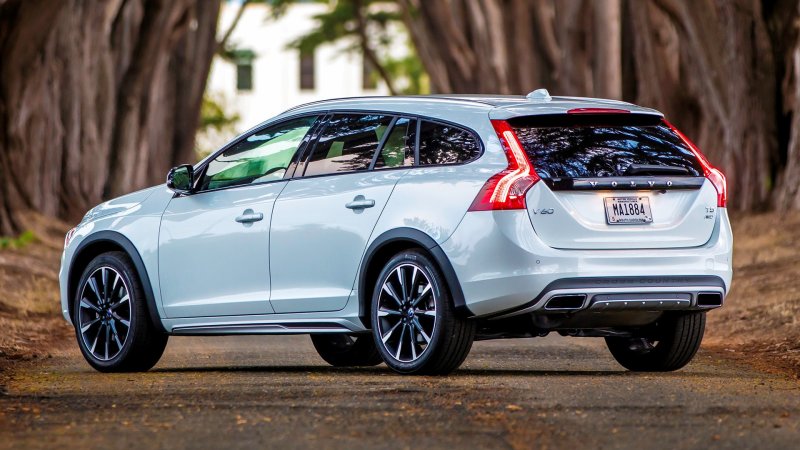 Hình ảnh Volvo V60 đẹp mắt và chất lượng 8