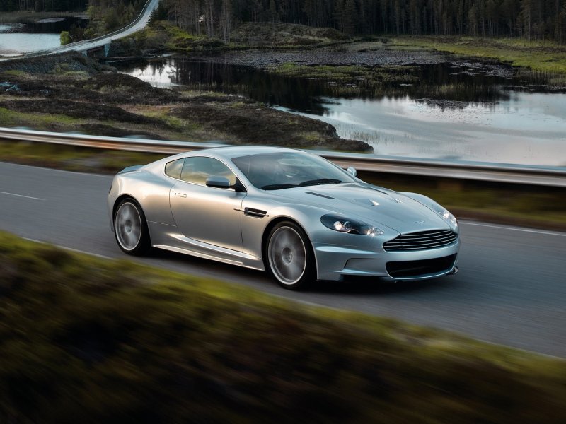 Hình ảnh xe Aston Martin DBS chất lượng 4K 9