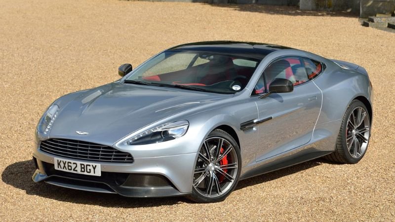 Hình ảnh xe Aston Martin Vanquish phong cách 6