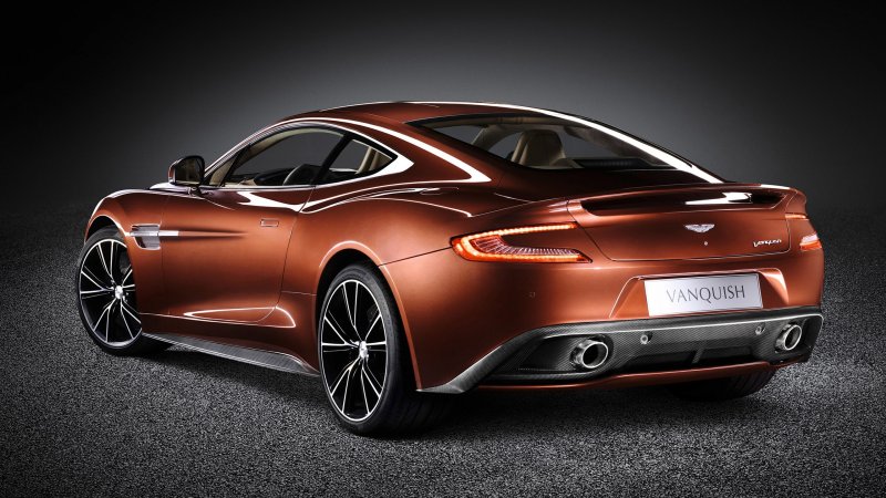 Hình ảnh xe Aston Martin Vanquish phong cách 17