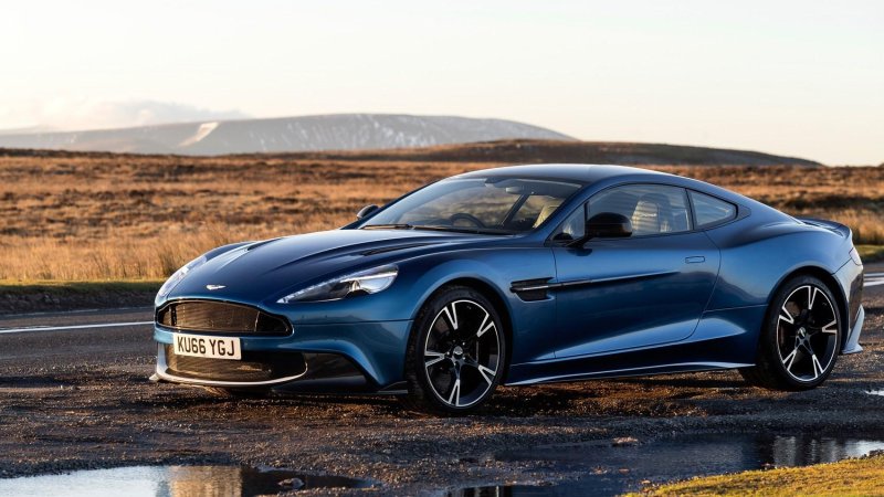 Hình ảnh xe Aston Martin Vanquish phong cách 27