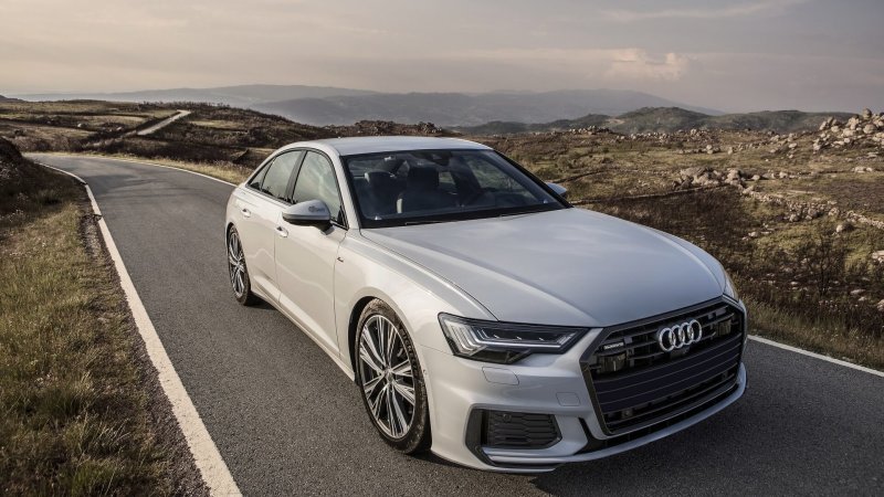 Hình ảnh xe Audi A6 cho người yêu xe 12