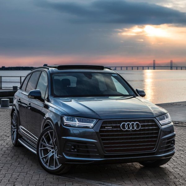 Hình ảnh xe Audi Q7 chất lượng cao 14