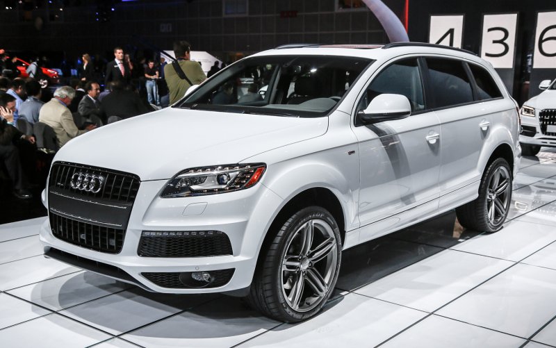 Hình ảnh xe Audi Q7 chất lượng cao 22