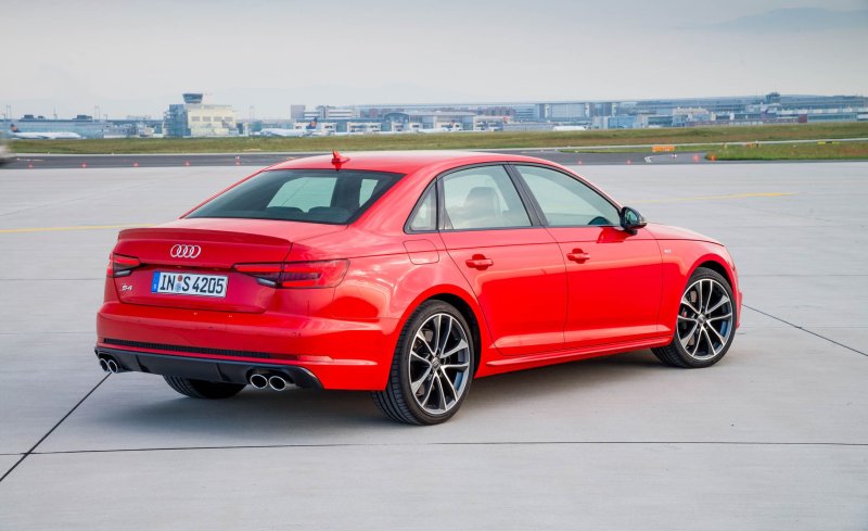 Hình ảnh xe Audi S4 mới nhất 18